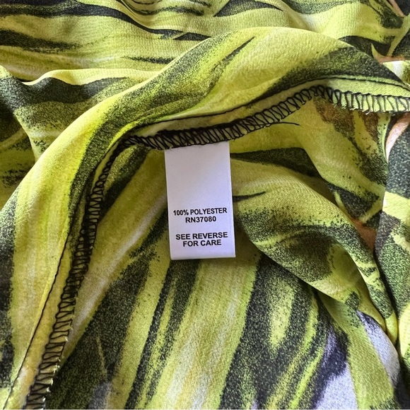 C Est. 1946 Women’s Animal Print Open Front Black White Green Orange Kimono NWOT - Picture 10 of 16